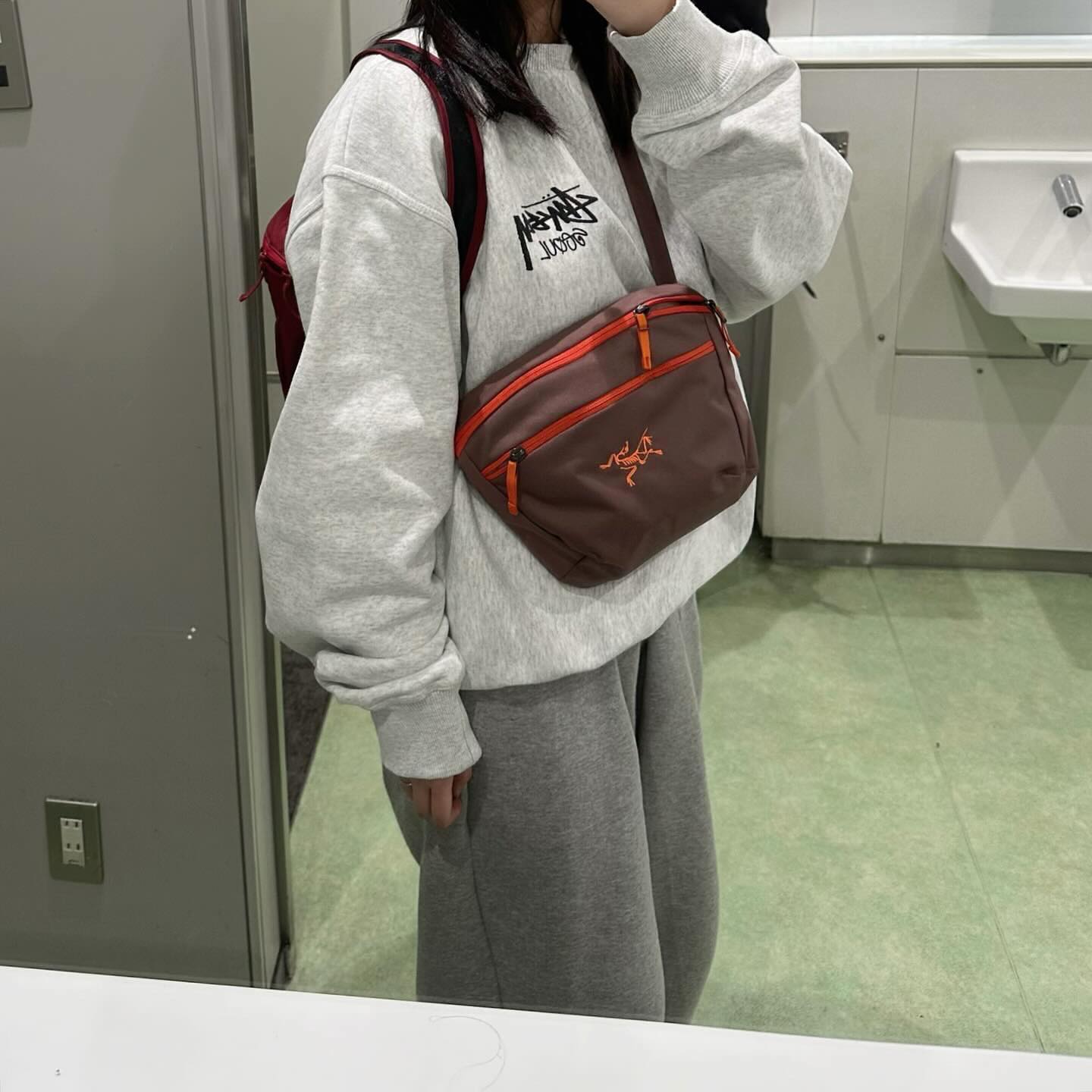 캐주얼, 미니멀 다 어울리는 오묘한 매력의 멜란지 그레이🤍🩶다들 하나쯤 있지? 이미지3