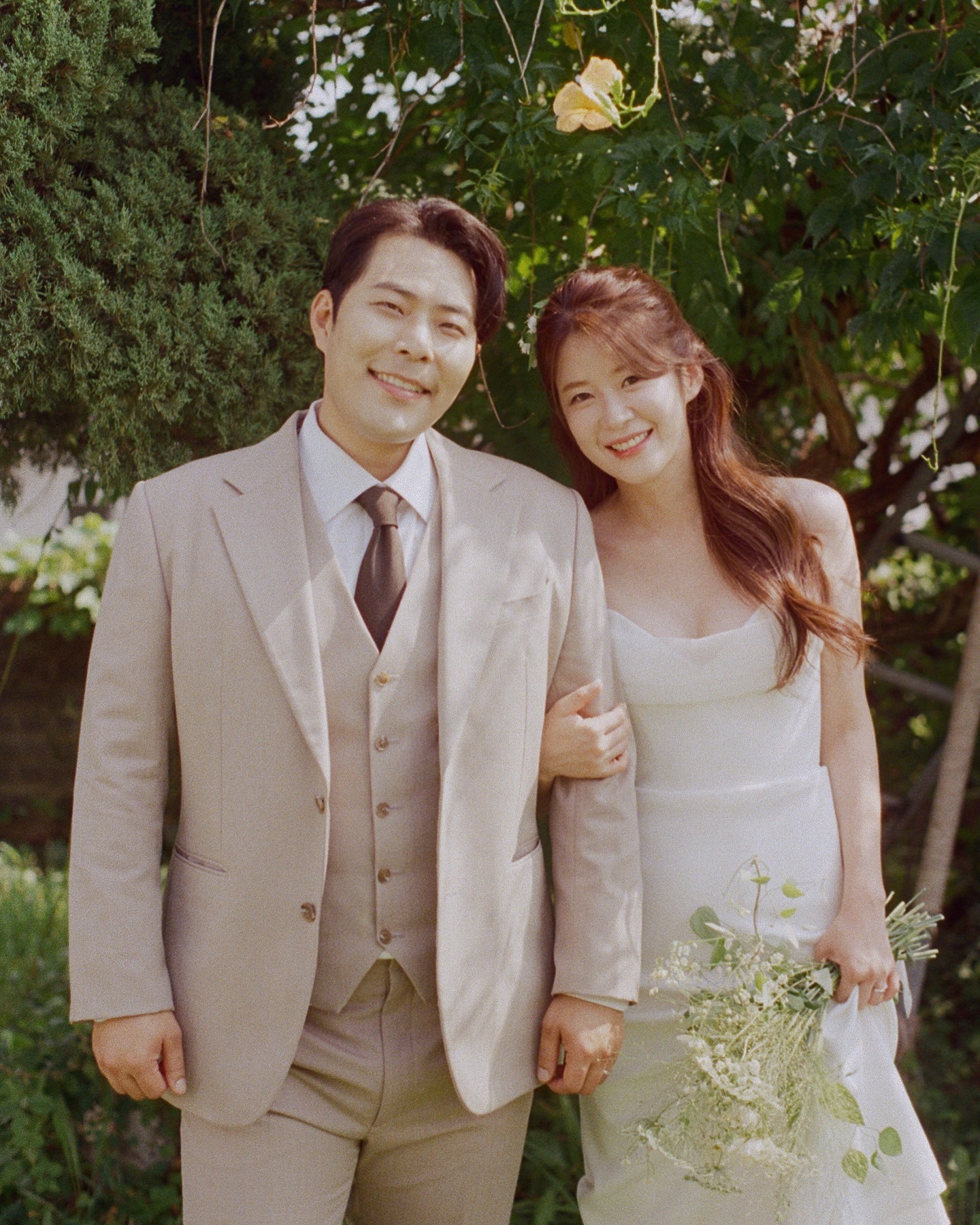 ‘21호 코미디언 부부’ 탄생🎊
축가까지 완벽했던 김해준❤️김승혜의 결혼식💍 이미지