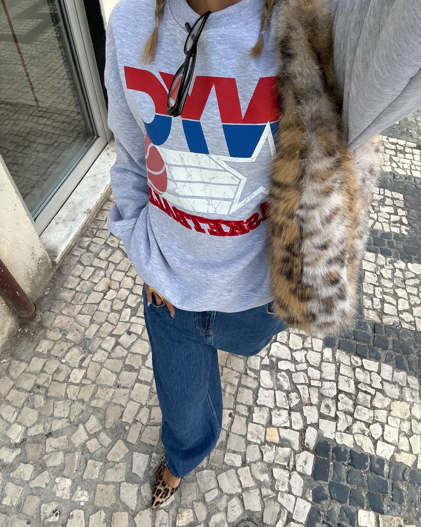 캐주얼, 미니멀 다 어울리는 오묘한 매력의 멜란지 그레이🤍🩶다들 하나쯤 있지? 이미지4