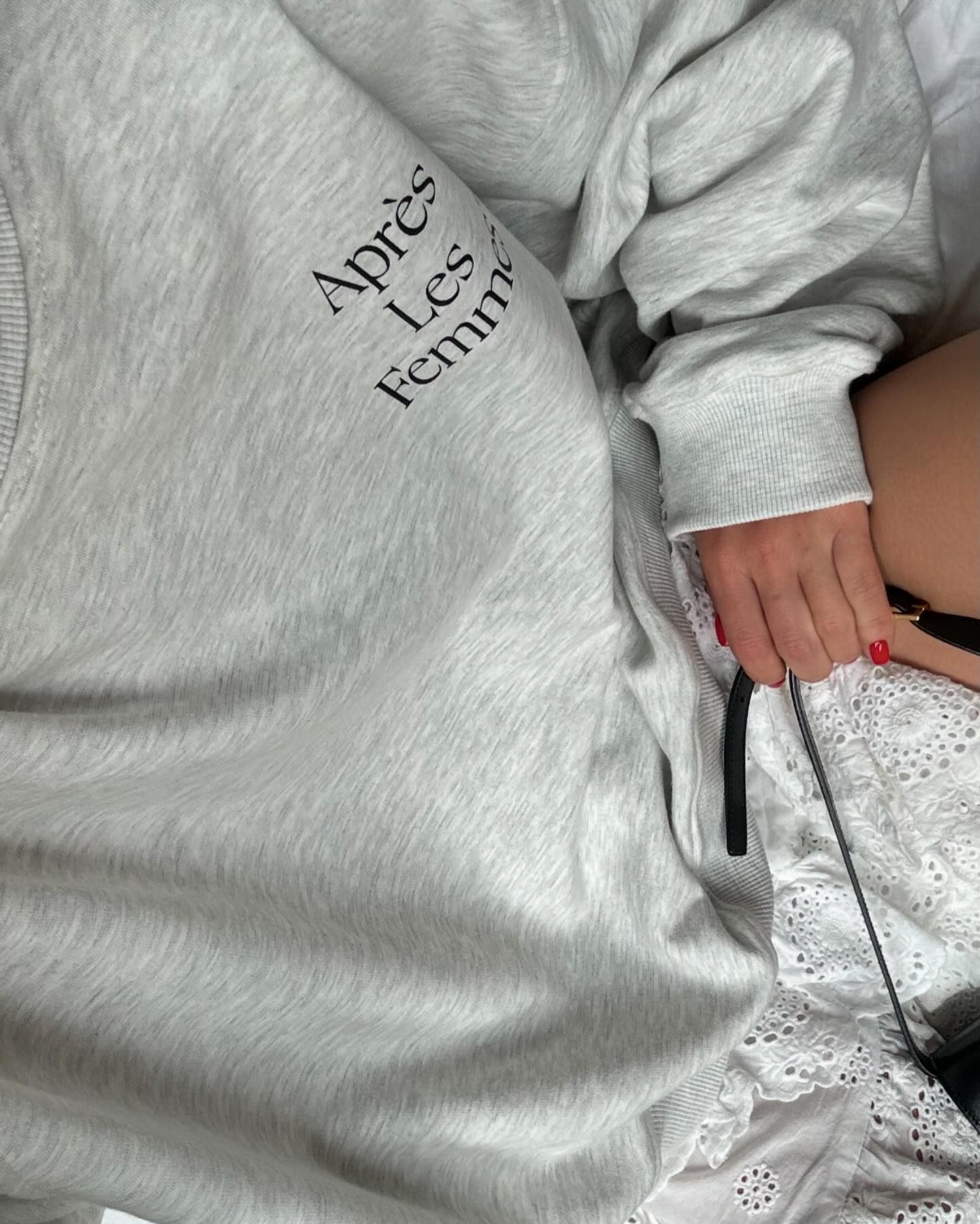 캐주얼, 미니멀 다 어울리는 오묘한 매력의 멜란지 그레이🤍🩶다들 하나쯤 있지? 이미지7