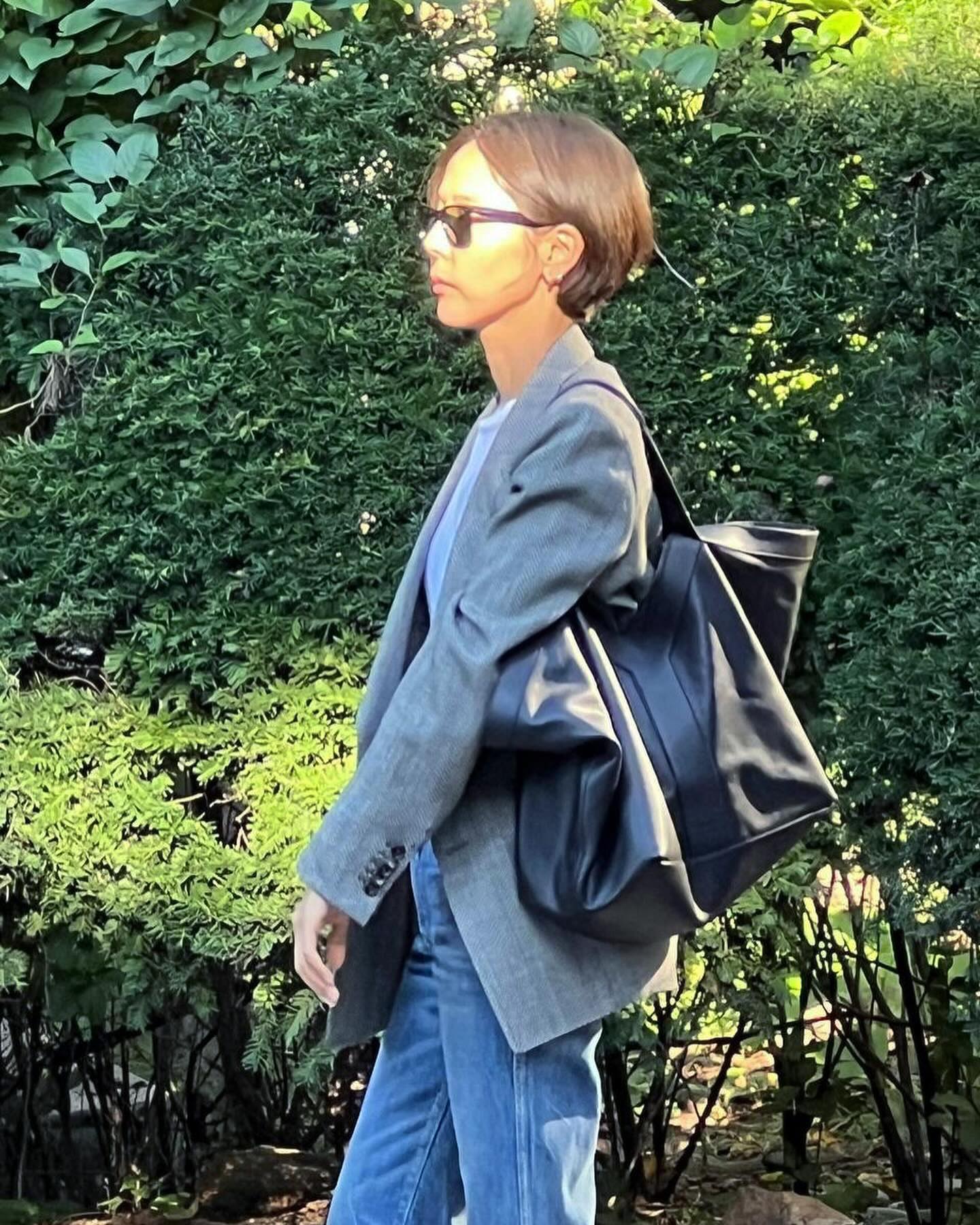FW 코디 필수 컬러🩶그레이 자켓 이미지5