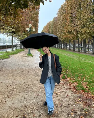 비가 와도 패션은 포기 못해☔️ 이미지