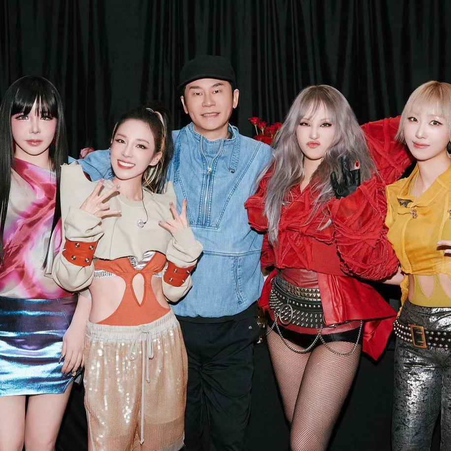 월드스타는 모두 유퀴즈로❤️‍🔥

지드래곤 출연 소식에 이어 투애니원까지! 투애니원 완전체가 tvN ’유 퀴즈 온 더 블럭’에 출연합니다. 어제(16일) 방송된 ‘유퀴즈’ 말미에 투애니원이 출연하는 예고 영상이 공개됐는데요. 투애니원이 출연하는 266회는 오는 23일 오후 8시 45분에 방송됩니다. 이미지