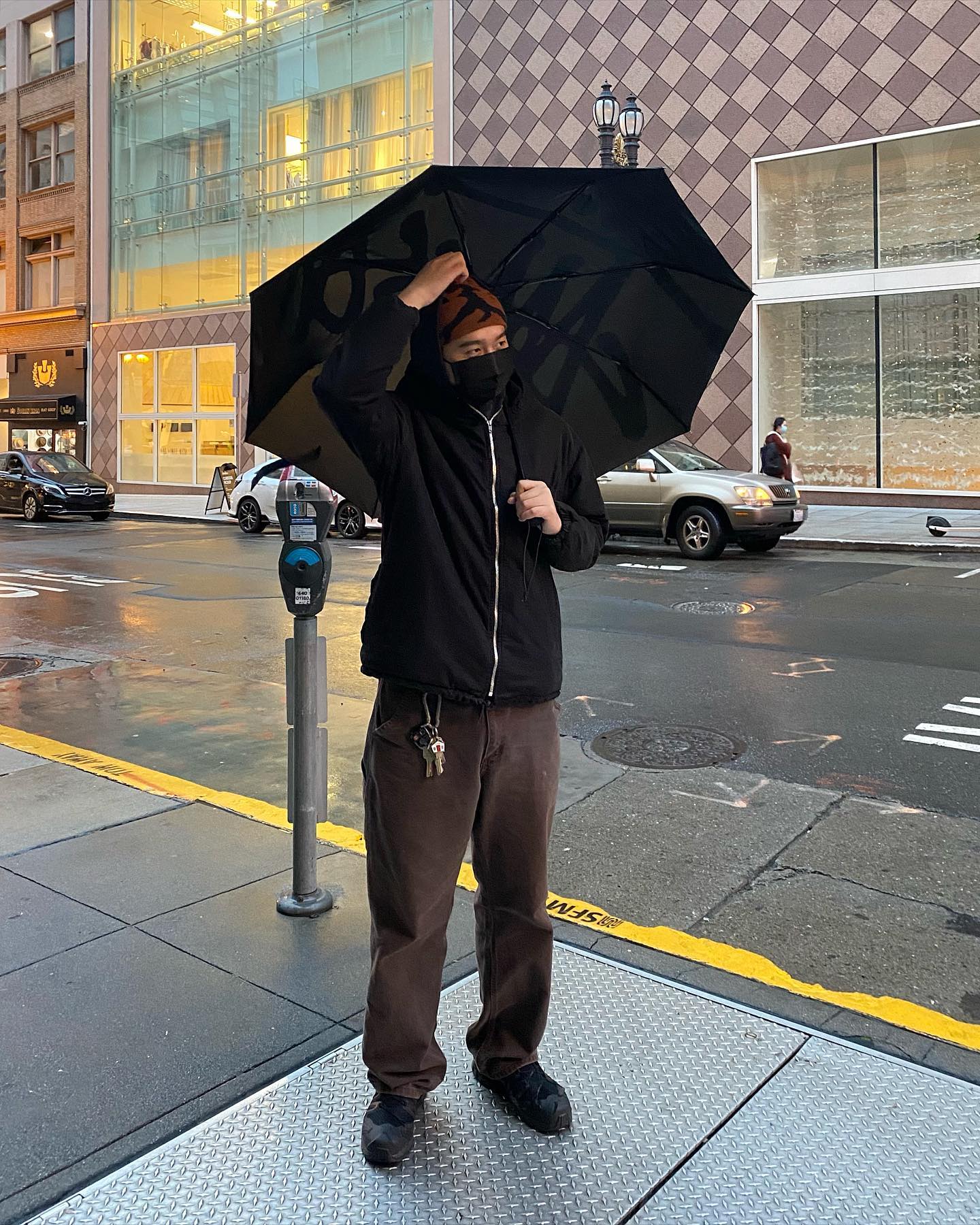 우산 들어도 델룩은 남겨야지☔️ 이미지5