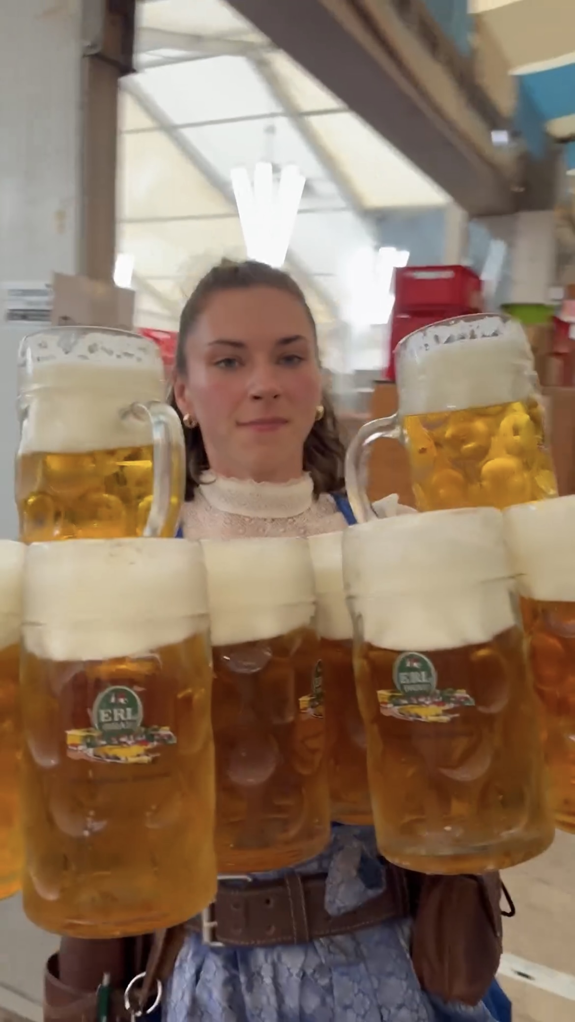 사장님~!그거 저희 테이블이에요🍻💛@오늘 다 먹을 자신 있지?🤪 이미지