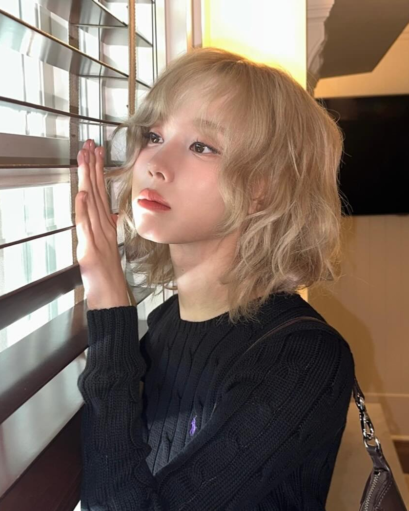 자다가 막 일어난듯한☁️빈티지펌
어떤 얼굴형에도 잘 어울리는 내추럴한 매력🖤@도전해봐 이미지