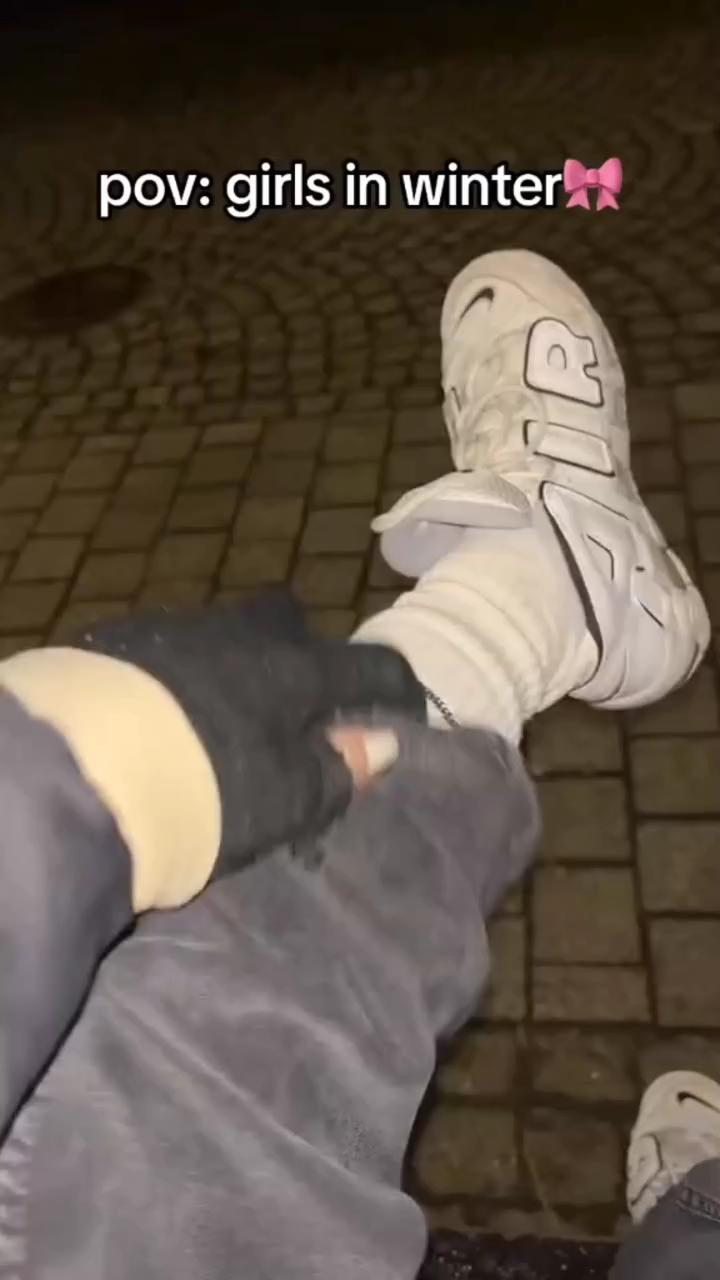 다가오는 겨울, 핫걸들의 필수템🔥 @준비해 이미지