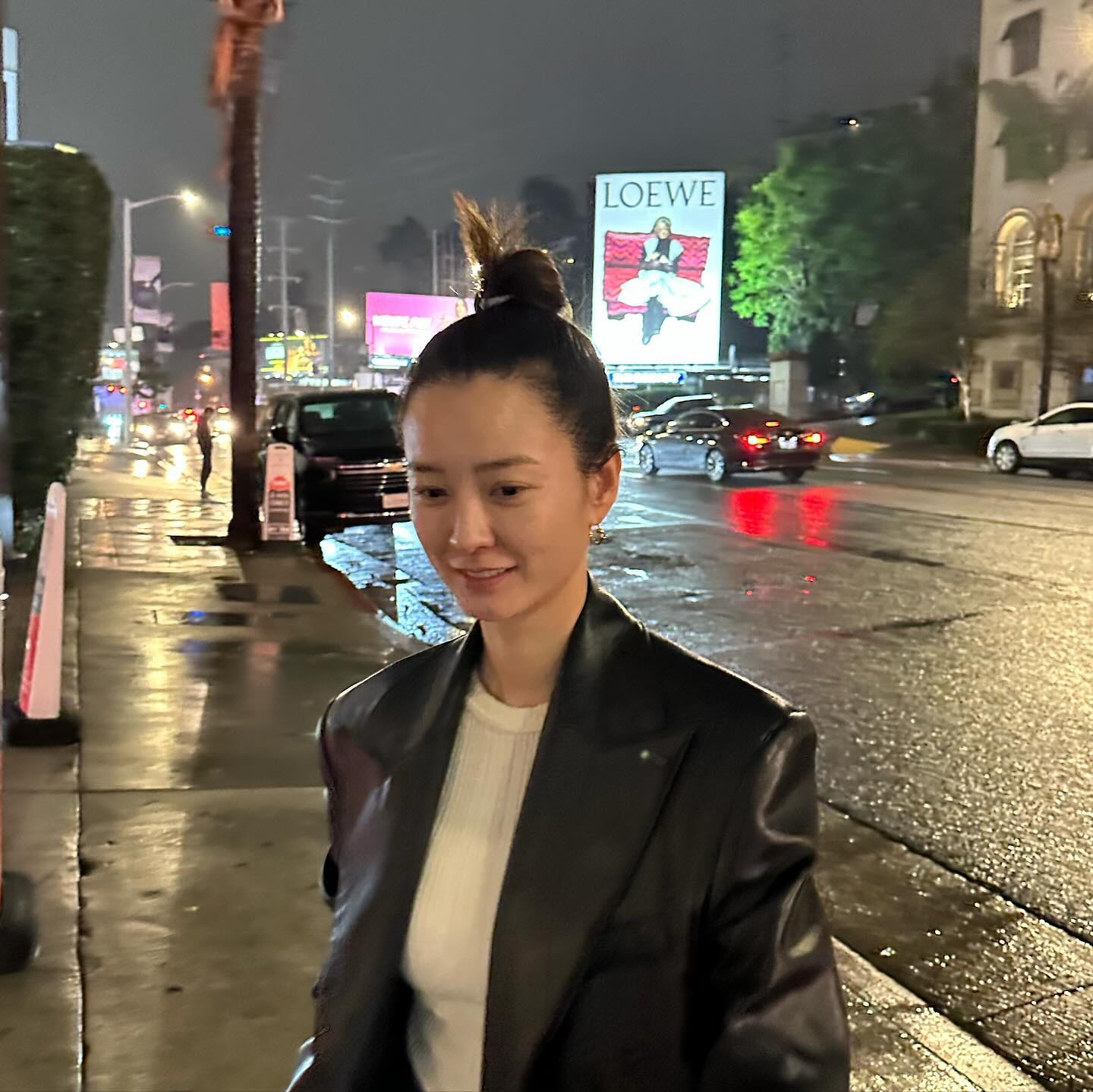 오랜만에 작품으로 돌아오는 윰블리🥰기다리다 목 빠지겠어요 언니 이미지