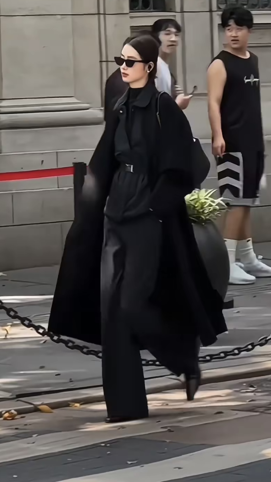 어디서나 당당하게 걷기~🚶
지금 입기 좋은 데일리룩😎 이미지
