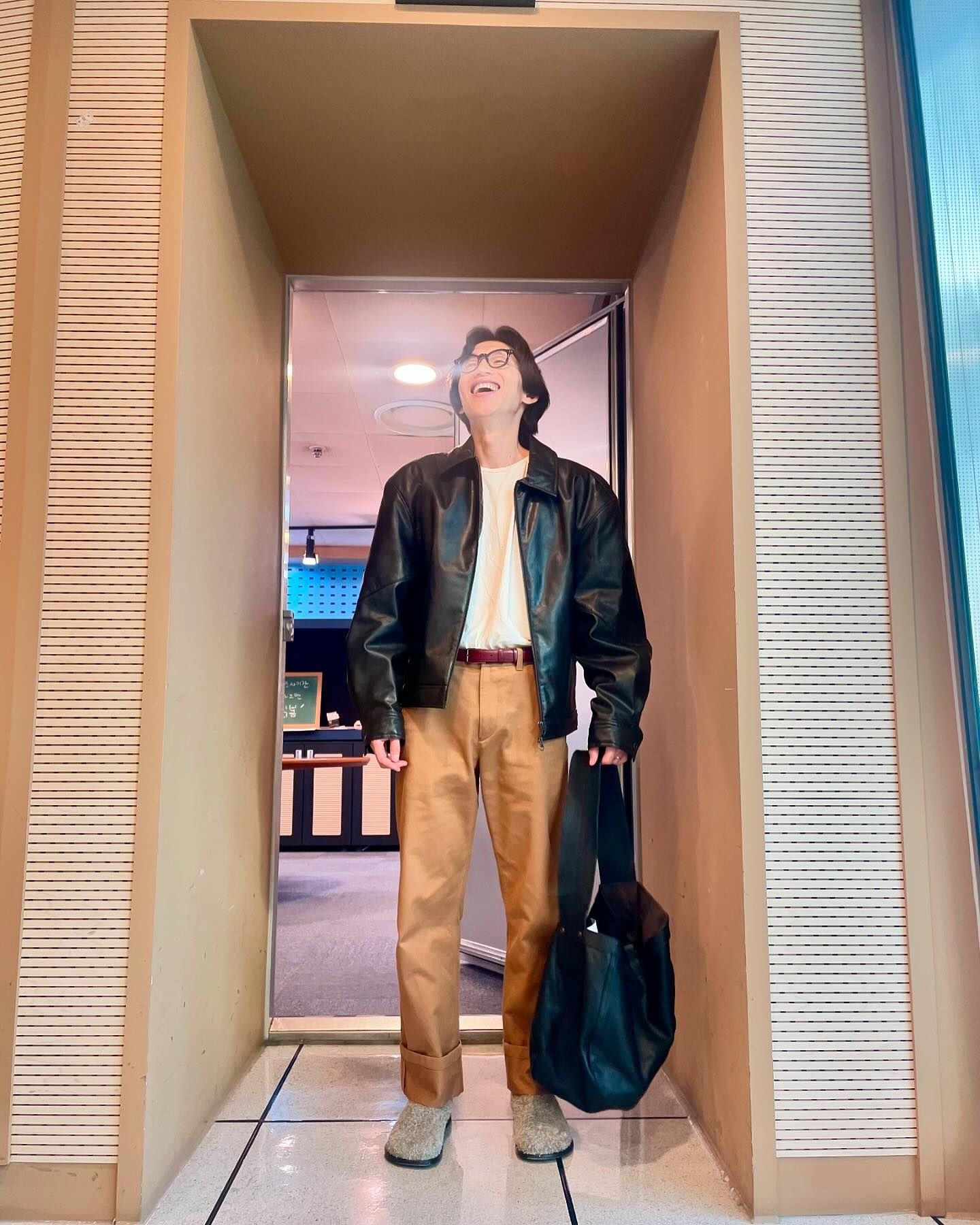 한 개는 있어야할 레더자켓🐎 이미지7