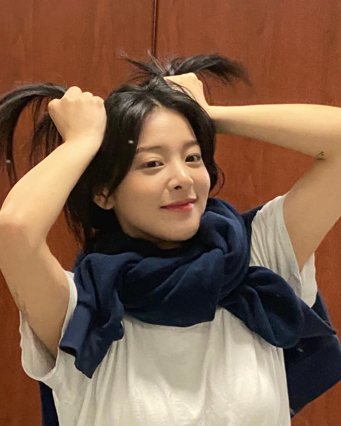 일교차 심할 땐☀️🩶가디건 어깨에 이미지4