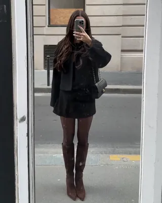 미니스커트에 롱부츠👢🖤지금이야 이미지