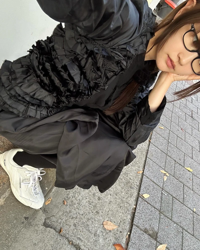 박소담의 드뮤어 공식🖤흰 or 검 이미지10