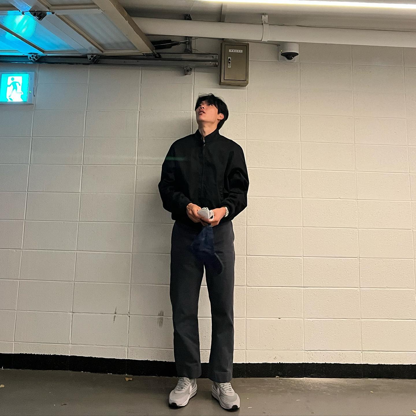 훈훈한 류준열의 치노핏😎 이미지