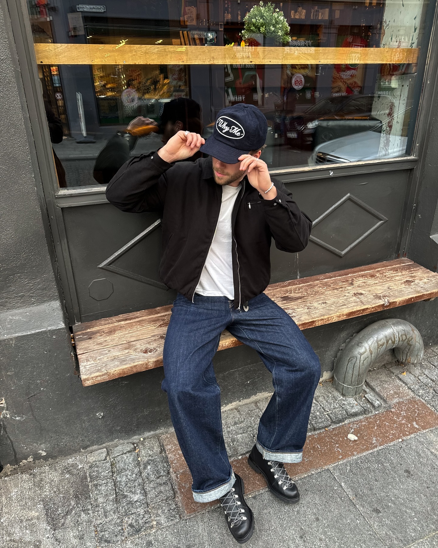 데님 한 단 롤업 센스 필요👖 이미지