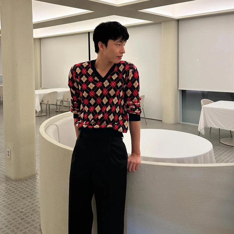 포인트 줄 땐 컬러니트🧶 이미지2