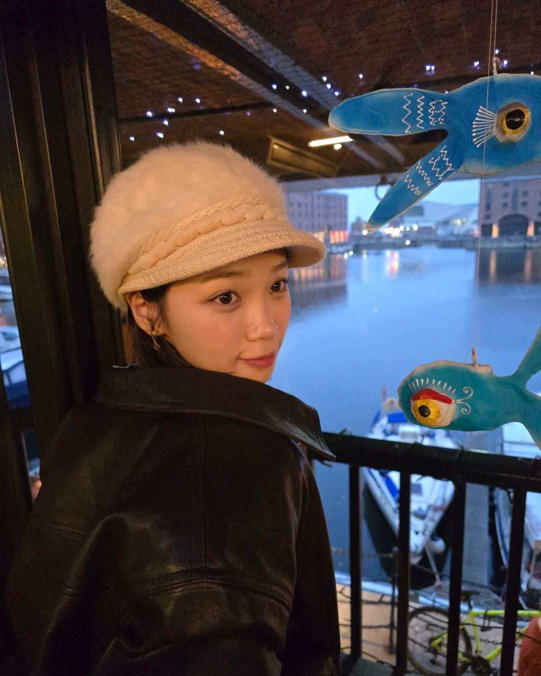 심심한 룩에는 모자로 포인트❄️✨ 이미지