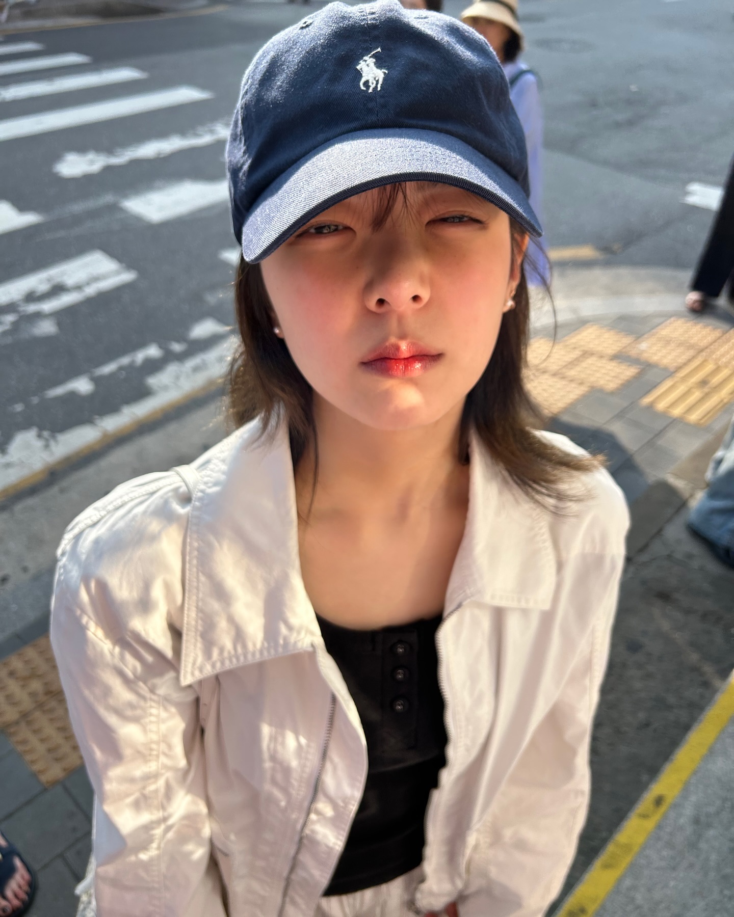 뽀용한 매력🫧민둥맨둥 민낯 이미지