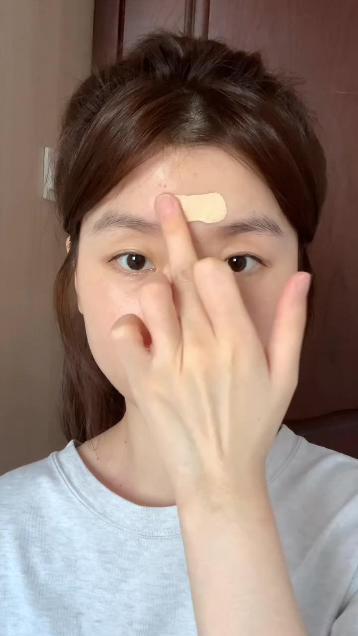 컨실러&블러셔로 완성하는 초간단 생기 메이크업💄💛 이미지