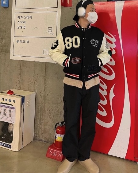 비싼 귀마개 쓰는 동휘 형🎧 이미지