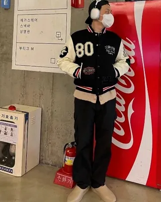 비싼 귀마개 쓰는 동휘 형🎧 이미지