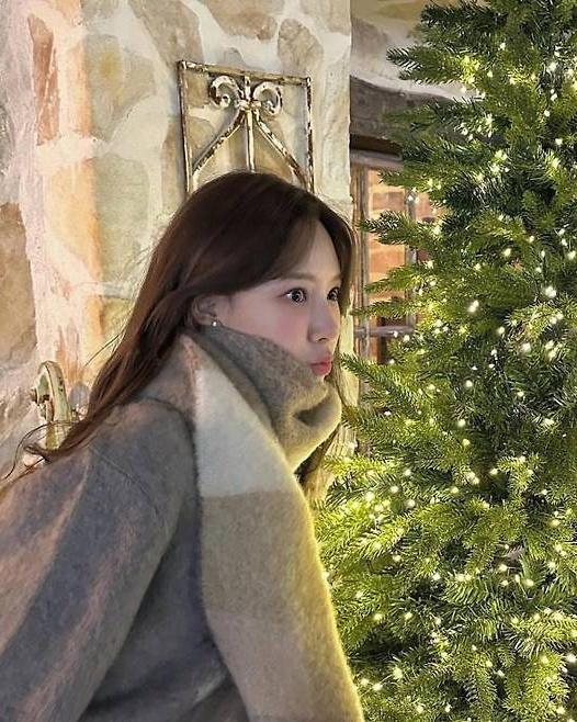 똑 떨어지는 기온엔🥶🧣아크네
다음주부터 추워지는 날씨에 맞춰 아크네 목도리@미리 준비해✔️ 이미지4
