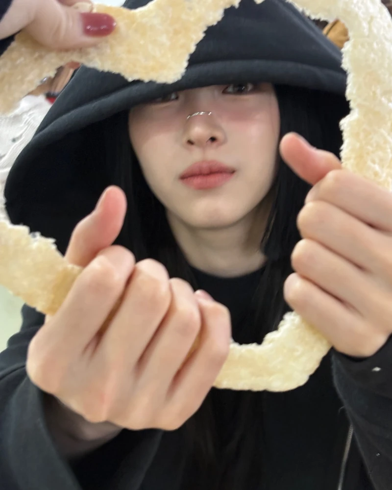 이제부터 고백은 하트 뻥튀기로❤️
가운데 속만 파먹고 사진 찰-칵🤳🏻📸 이미지2