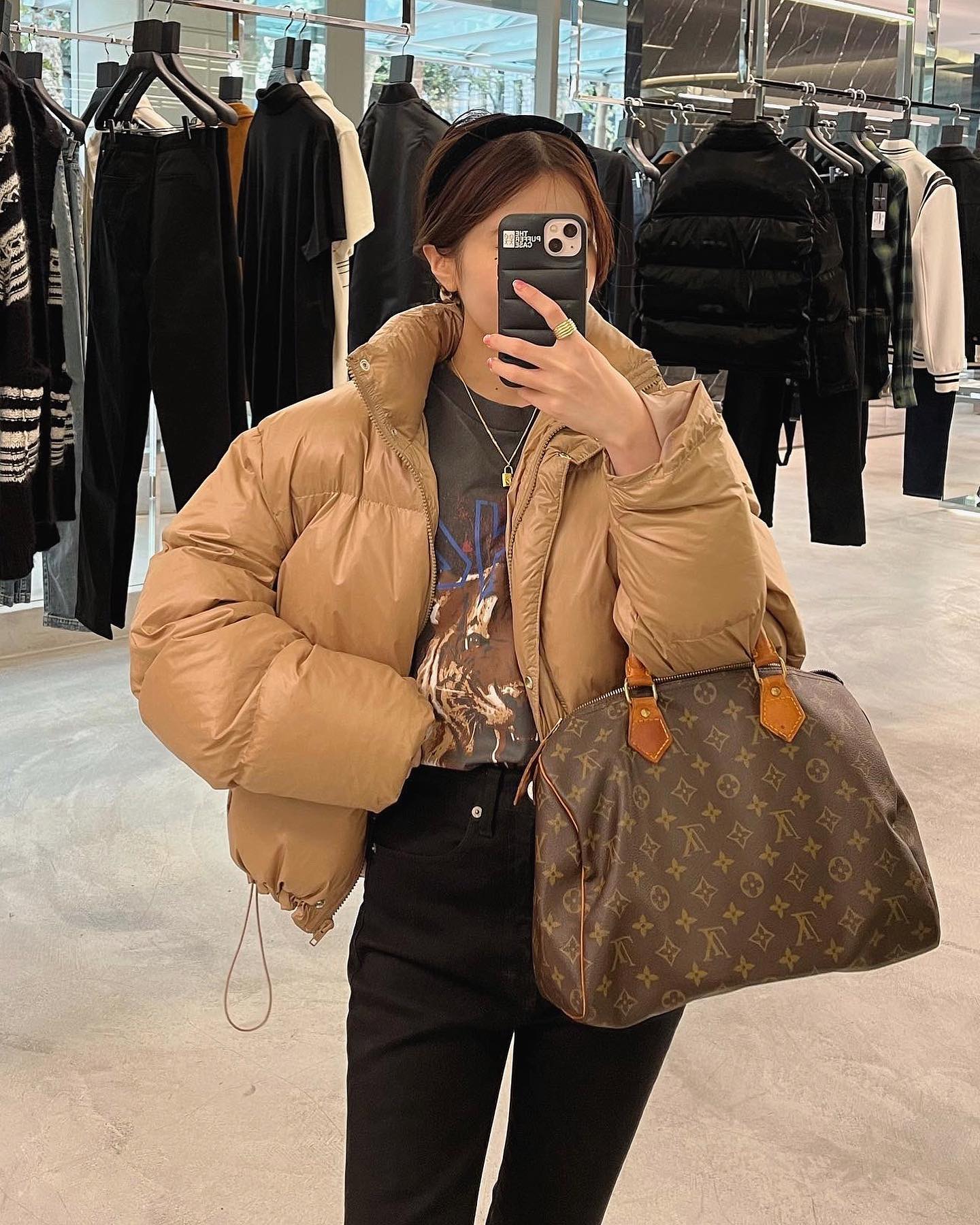 이제 패딩은 선택아닌 필수🥶 이미지