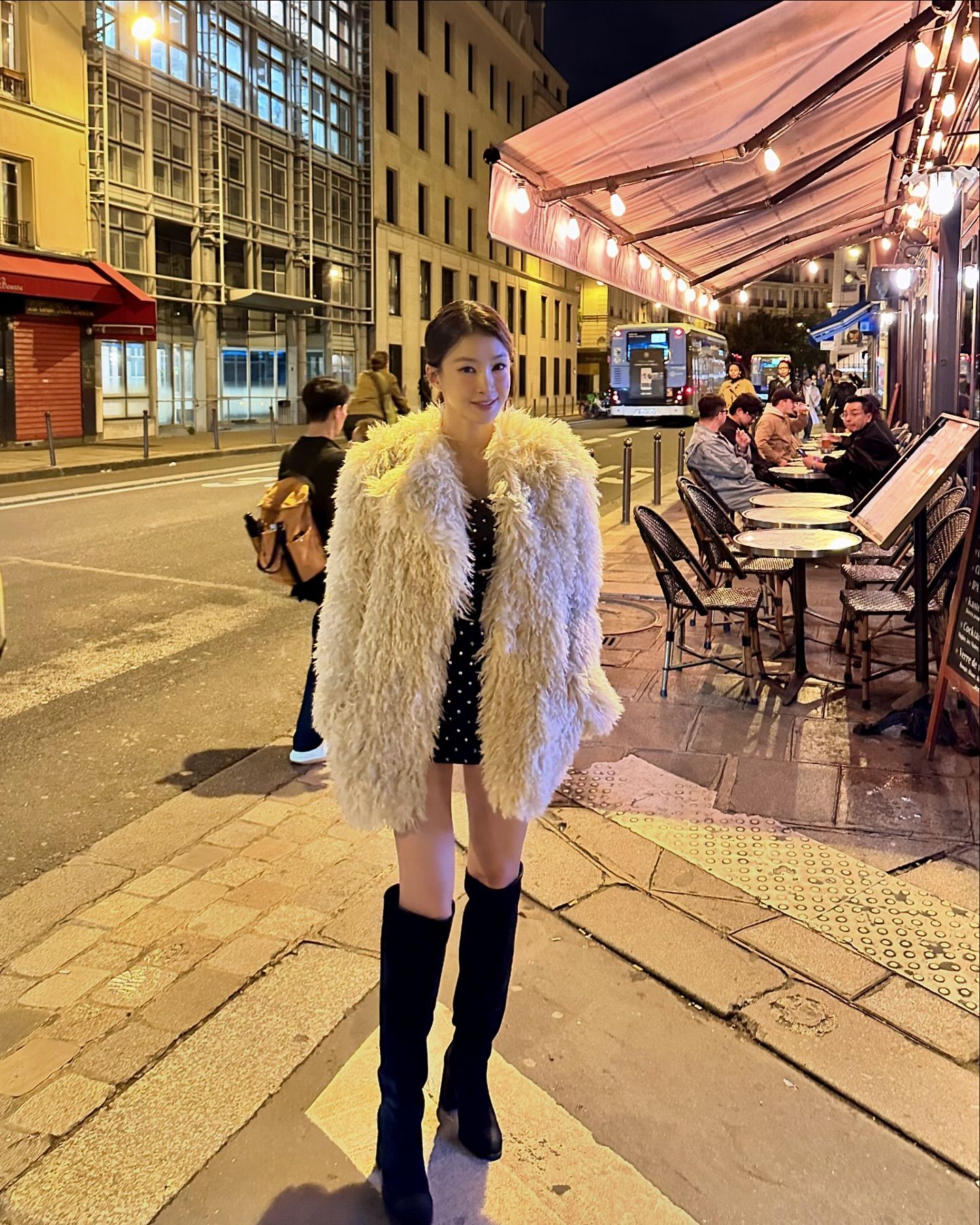 연관 토픽 이미지