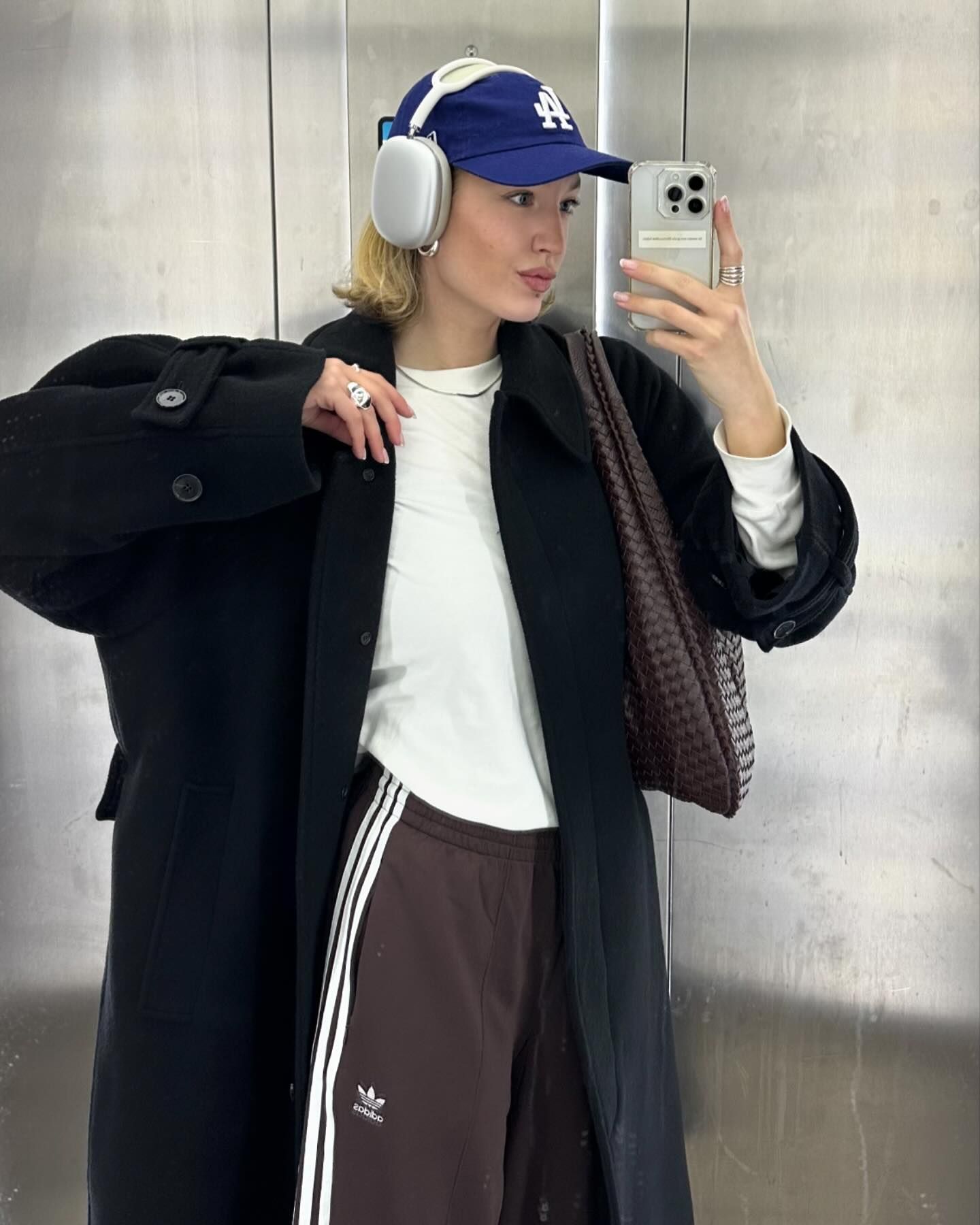 겨울에도 아디다스 포기못해🖤 이미지8