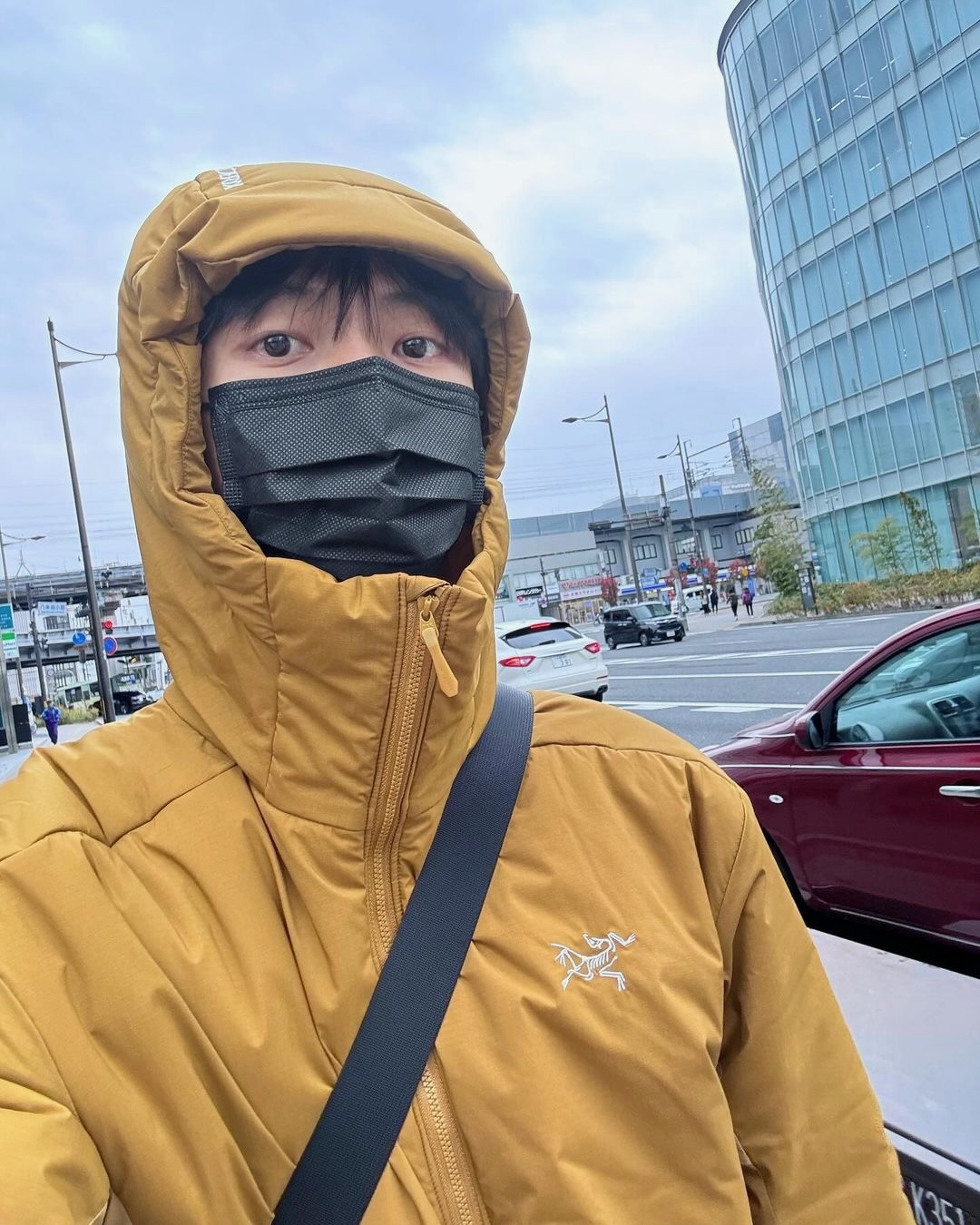 사람 홀리는 뼈다귀🦅 이미지6