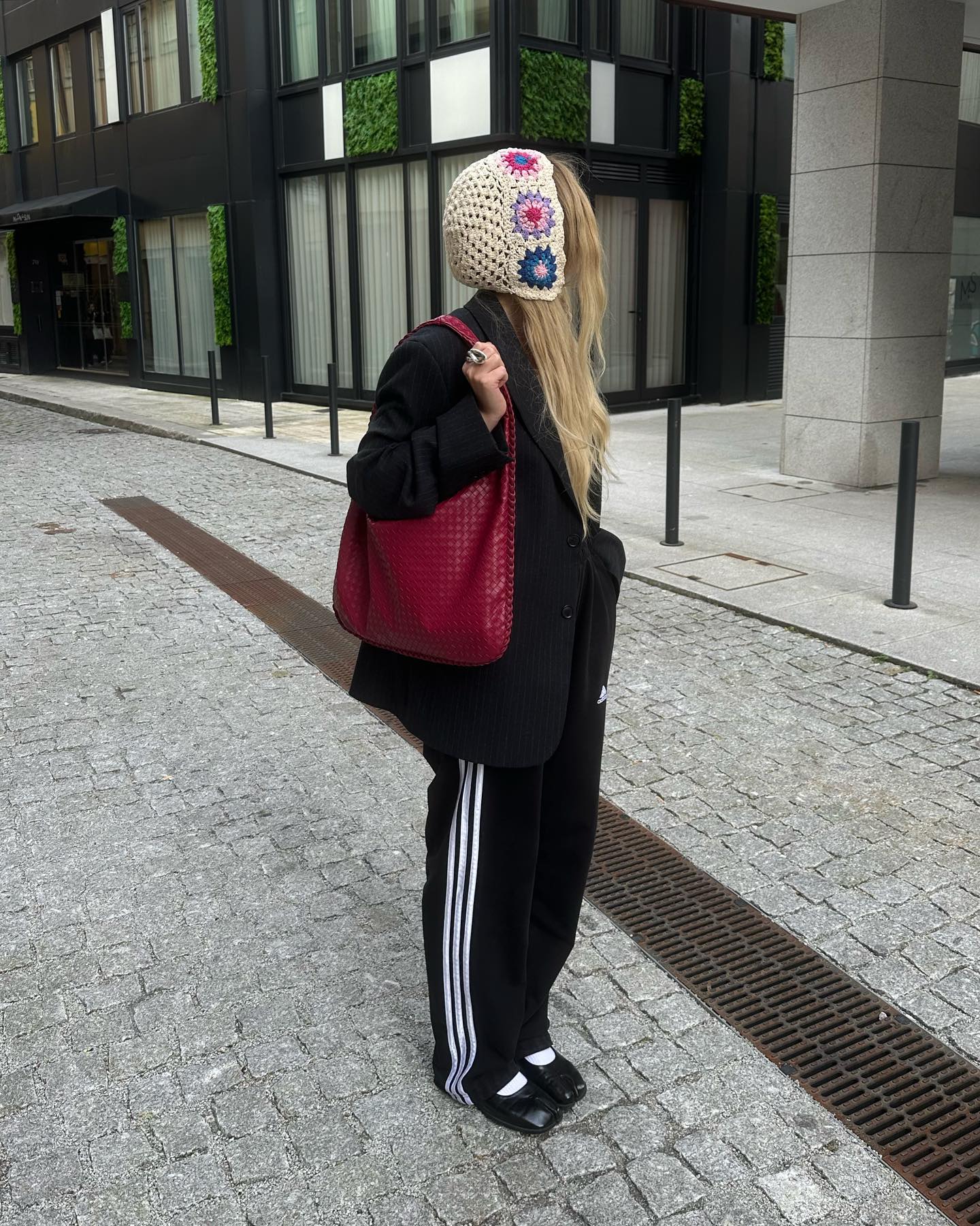 겨울에도 아디다스 포기못해🖤 이미지9