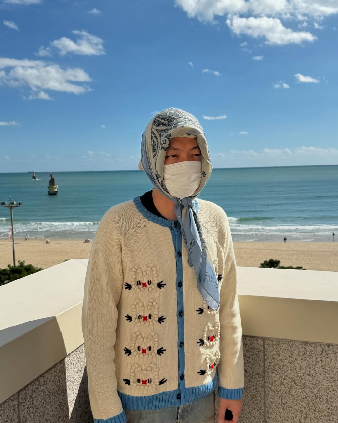 남친룩엔 아이보리니트임👻 이미지