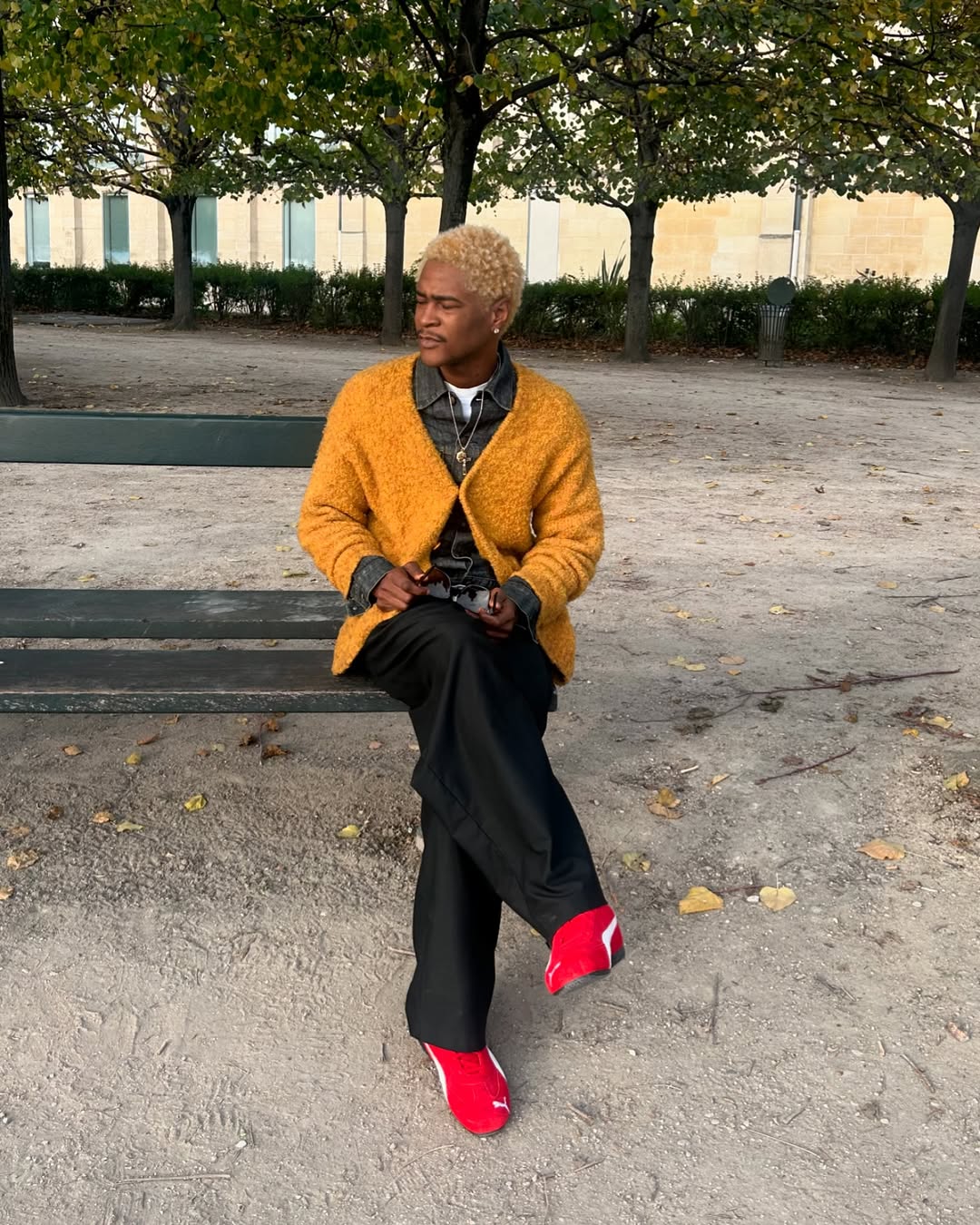 가디건에 셔츠하기 좋은 날씨🧶 이미지