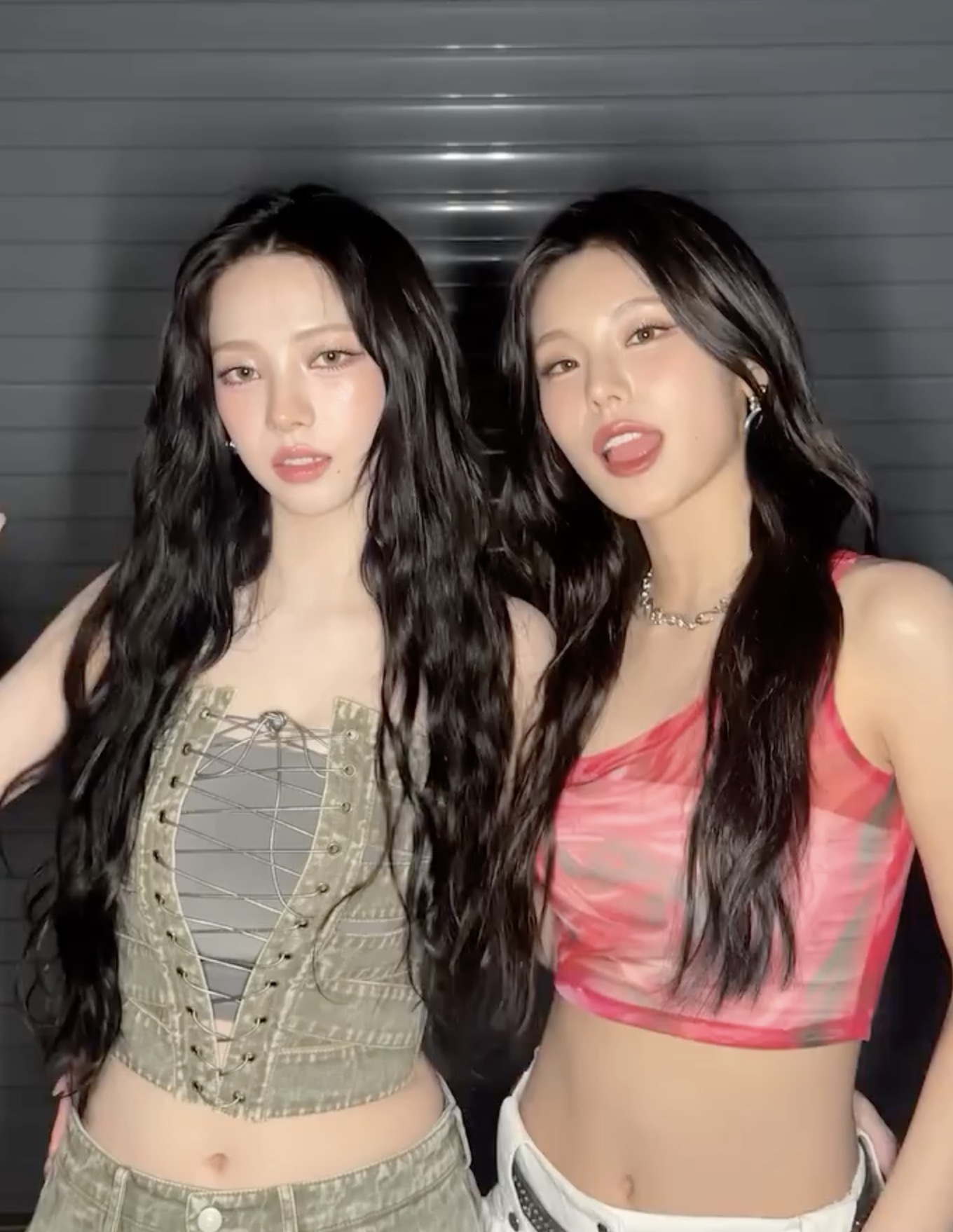 스타의 친구를 소개합니다💕
예쁜 애 옆에 예쁜 애의 정석을 보여주는 스친소 모음.zip

1. 슬기 x 공승연

2. 수지 x 나나 x 장희령 x 조현아

3. 사나 x 미연

4. 카리나 x 예지

5. 윈터 x 채현

6. 노정의 x 류진 이미지