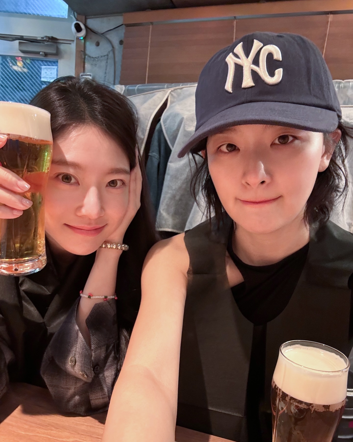 스타의 친구를 소개합니다💕
예쁜 애 옆에 예쁜 애의 정석을 보여주는 스친소 모음.zip

1. 슬기 x 공승연

2. 수지 x 나나 x 장희령 x 조현아

3. 사나 x 미연

4. 카리나 x 예지

5. 윈터 x 채현

6. 노정의 x 류진 이미지1
