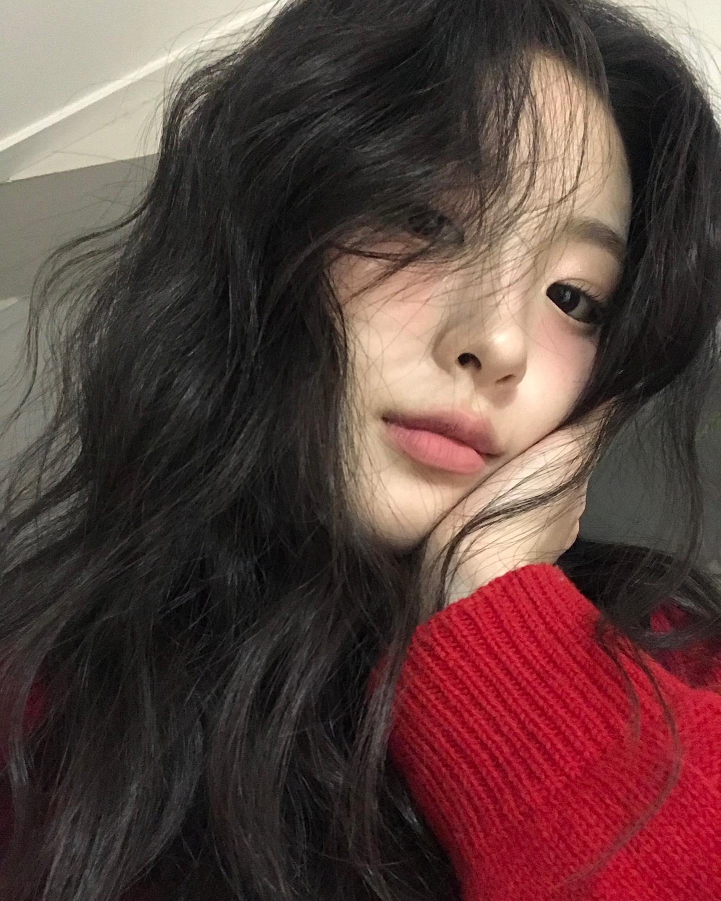 오예주는 숨은 사복룩 장인임🩵
포카리 광고로 알려진 오예주의 캐주얼&러블리 데일리룩🤎 이미지2