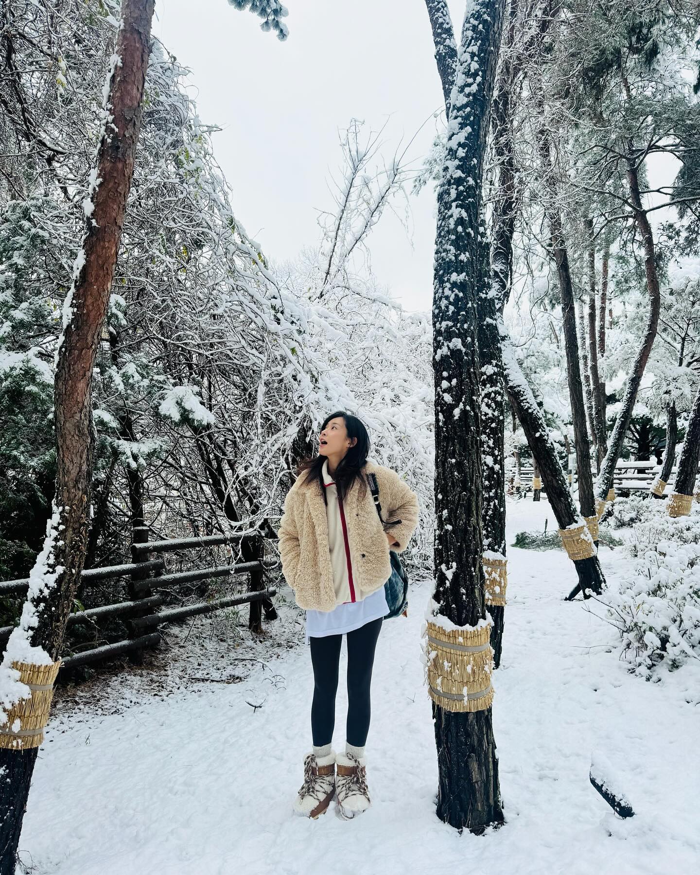 지금 제일 필요한 건🤎어그부츠
겨울엔 어그 신고 눈 뽀득뽀득 밟아야지❄️🩵 이미지4