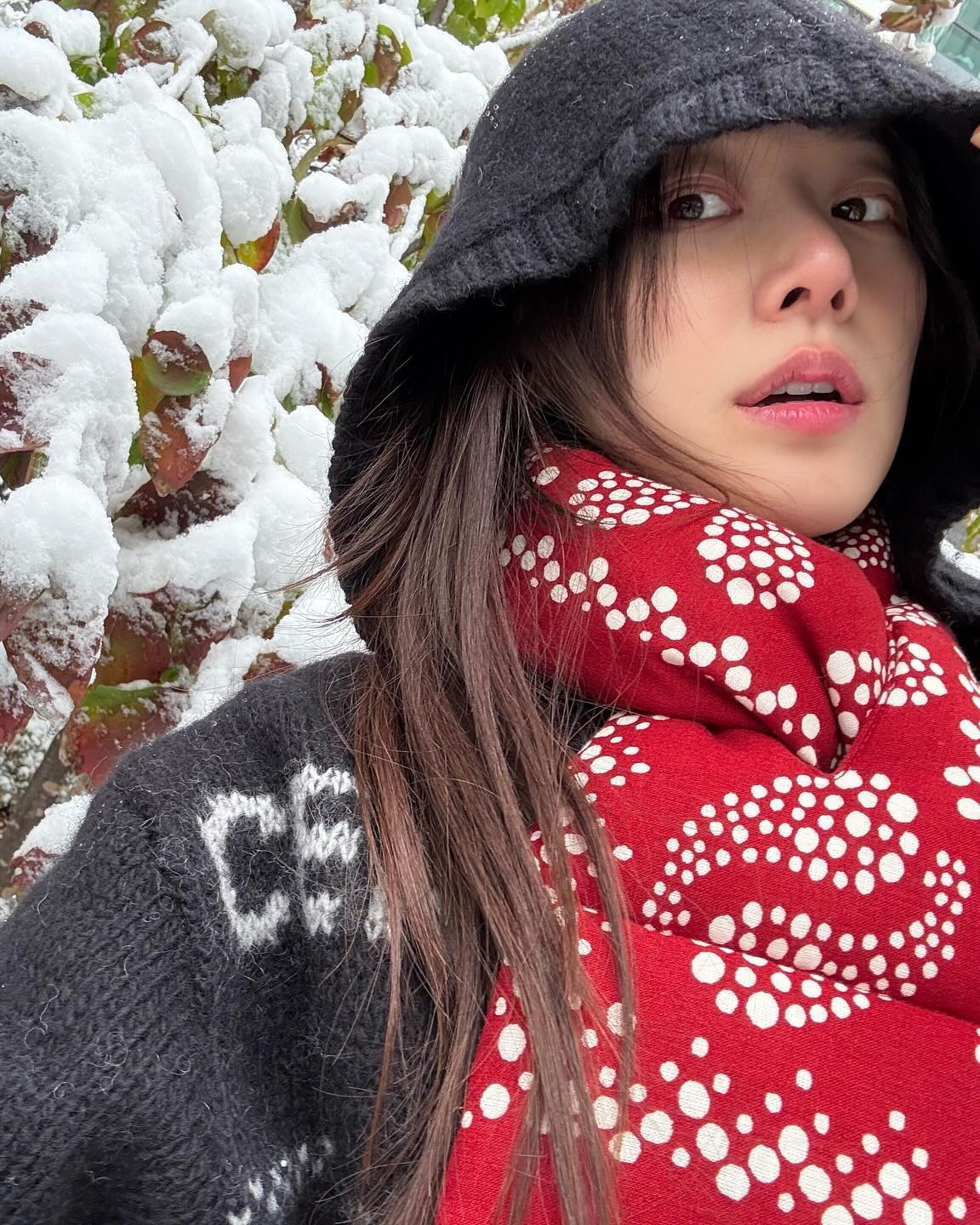 언제나 설레는❄️🤍눈 오는 날
눈 오는 날, 챌린지부터 인증샷까지❤️@같이 하자 이미지6