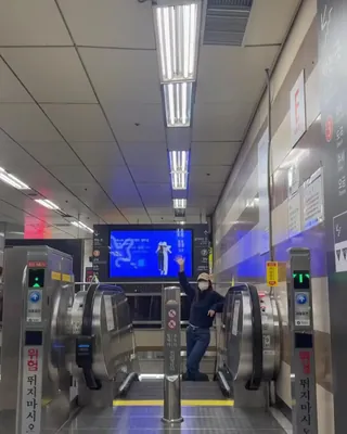 세젤예 폴로 일상룩💛💙크리스탈 이미지
