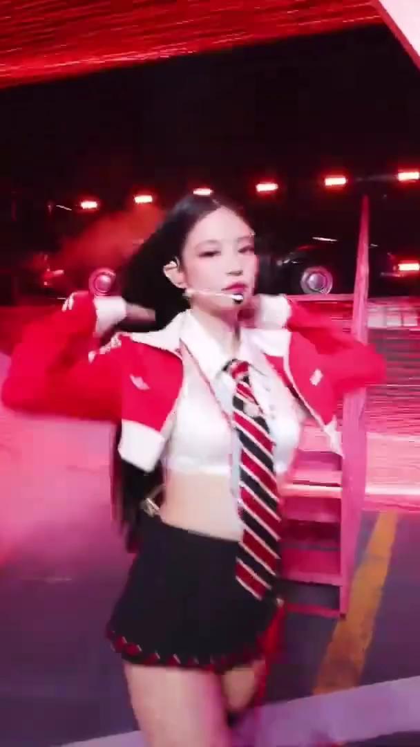 오늘자 제니 만트라❤️🤍아디 숏져지 너무 찰떡이자나 엠카운트다운 라이브 컴백🎤Ⓜ️ 이미지