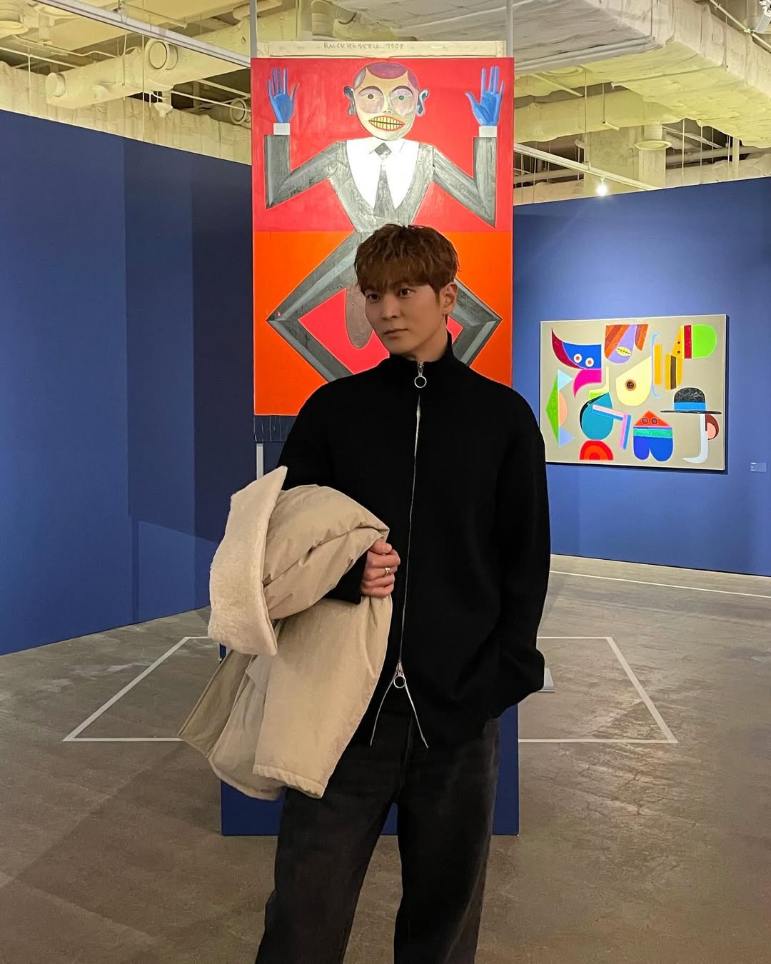 멋과 보온성 챙기는 니트집업🧶 이미지4