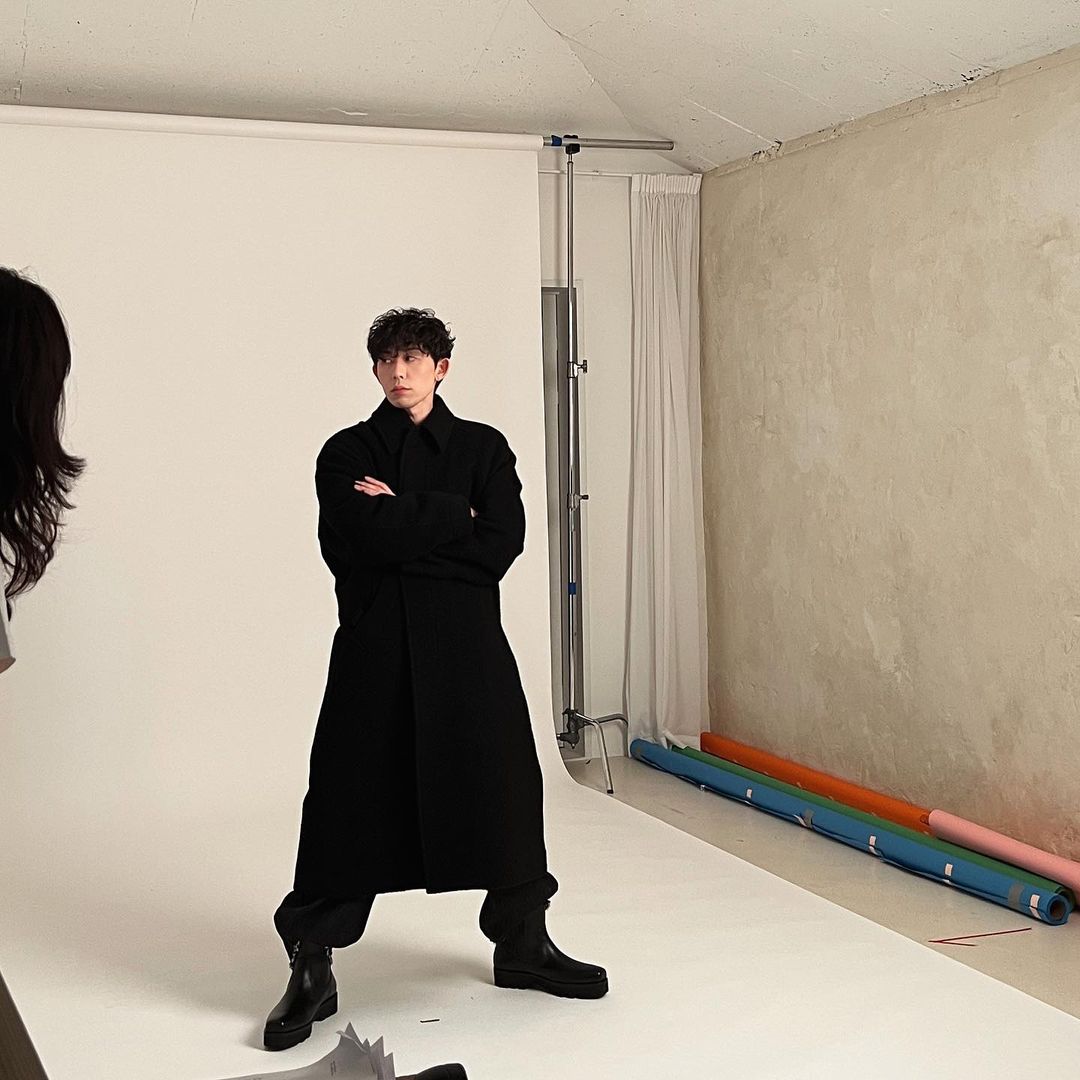 훈훈하게 롱코트로 고🧥 이미지