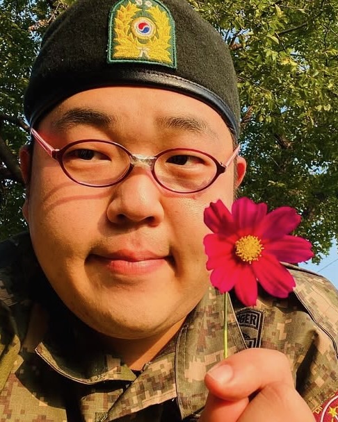 군복도 하나의 룩이야🫡 이미지7