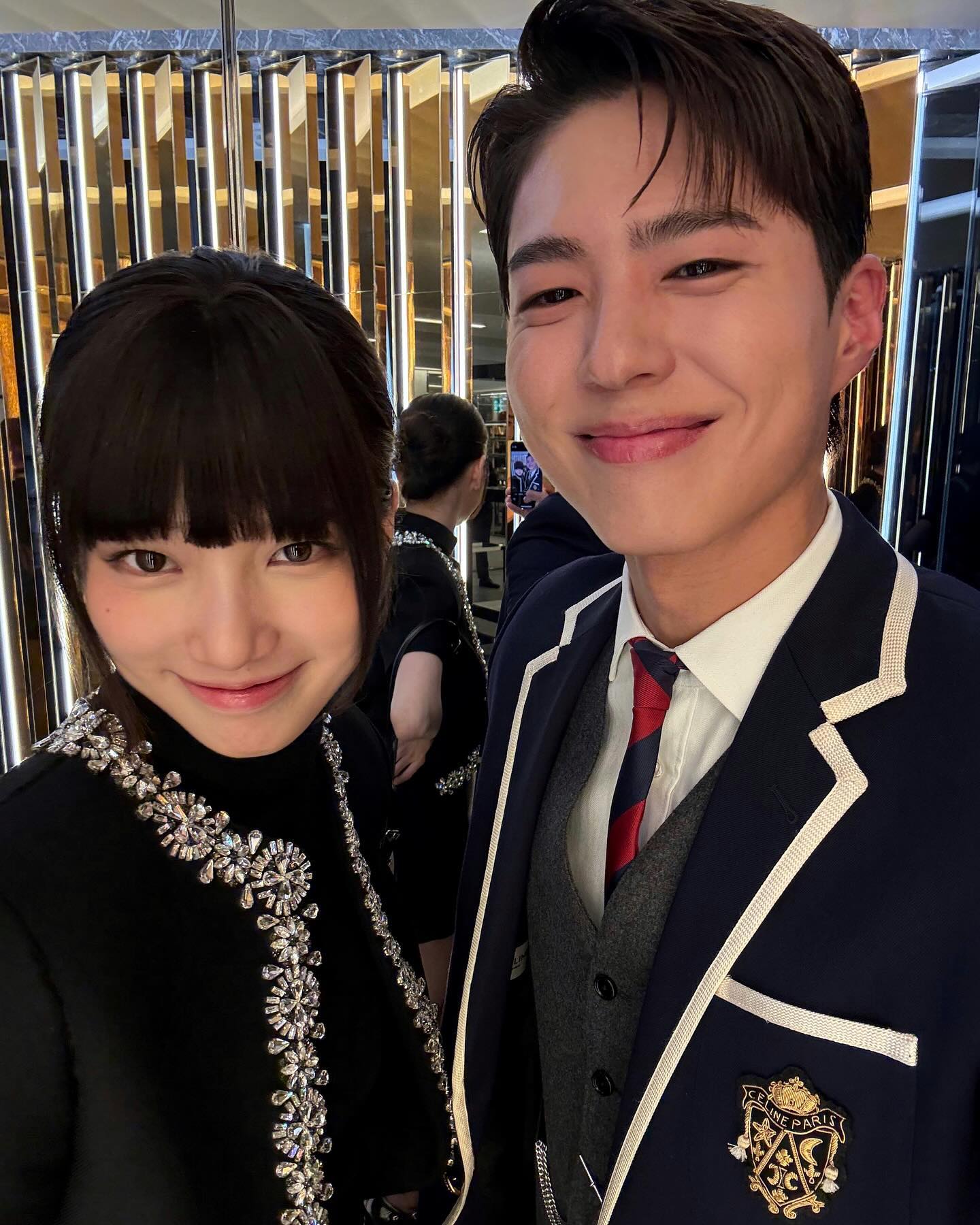 박보검은 아주 유명한 투샷 장인📸
볼 때마다 훈훈한 투샷 모음.zip✨ 이미지
