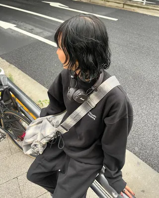 예쁜 걸로는 따라올 자가 없는 먀살 헤드셋🎧최애 컬러는 @뭐야?🖤🤍 이미지