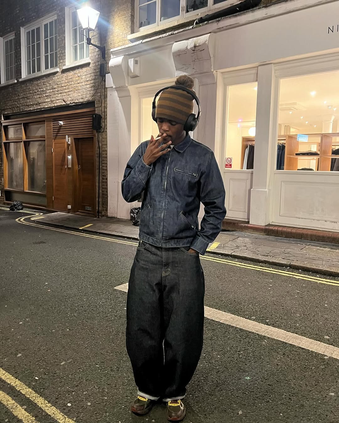 포인트 확실한 줄무늬비니🕸️ 이미지