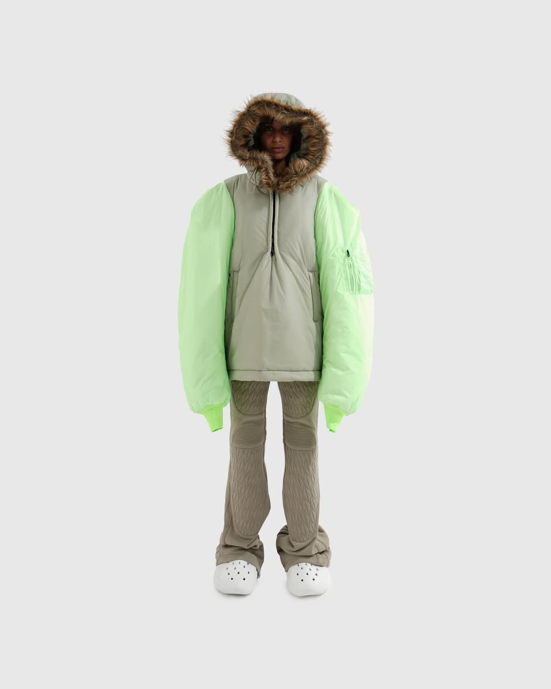 크록스 x yeezy 신발 디자이너 협업👣 이미지4