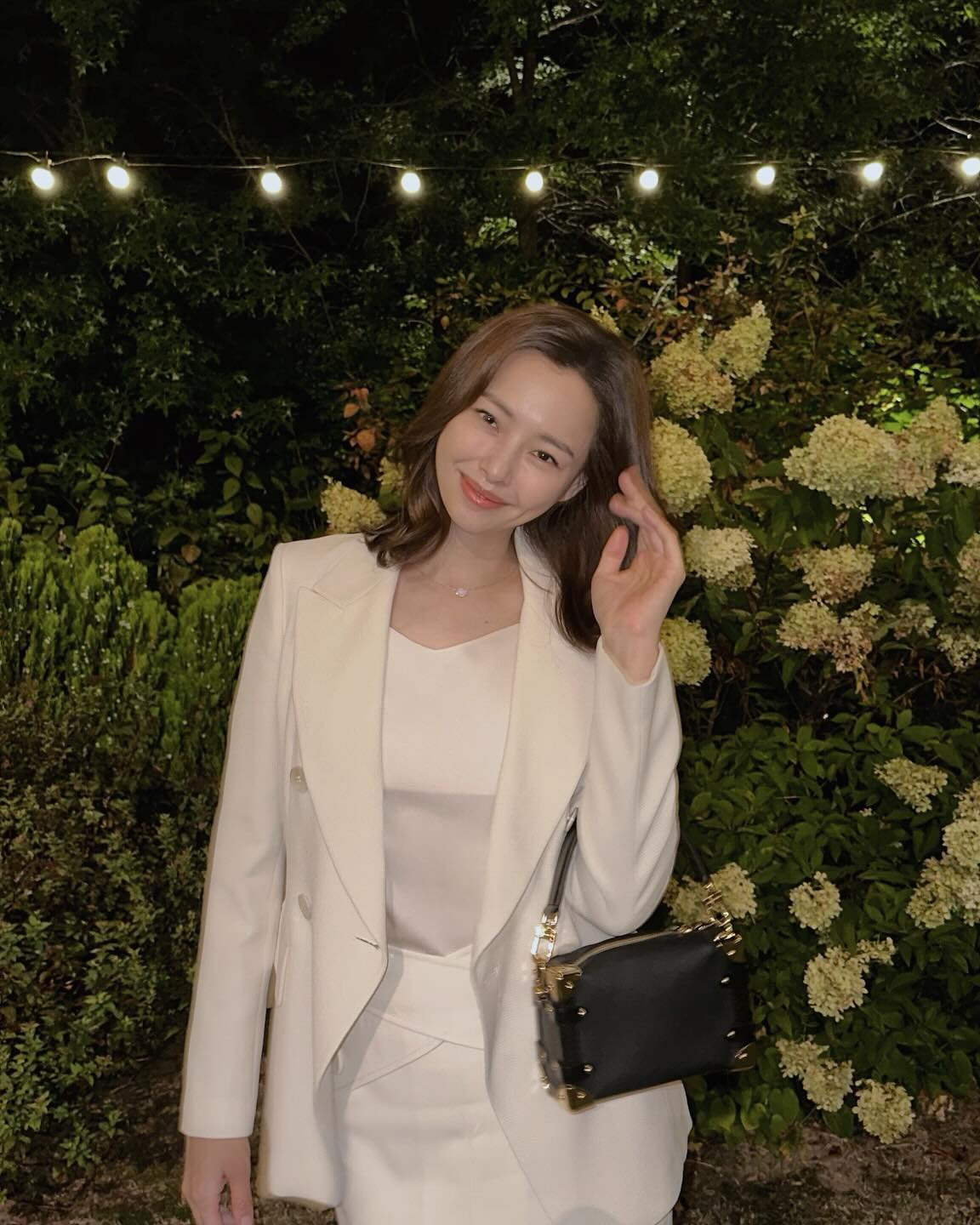 요즘 열혈사제2 대세 이하늬❤️
캐주얼하면서도 우아한 느낌이 매력적인 룩 모아보기👀 이미지4