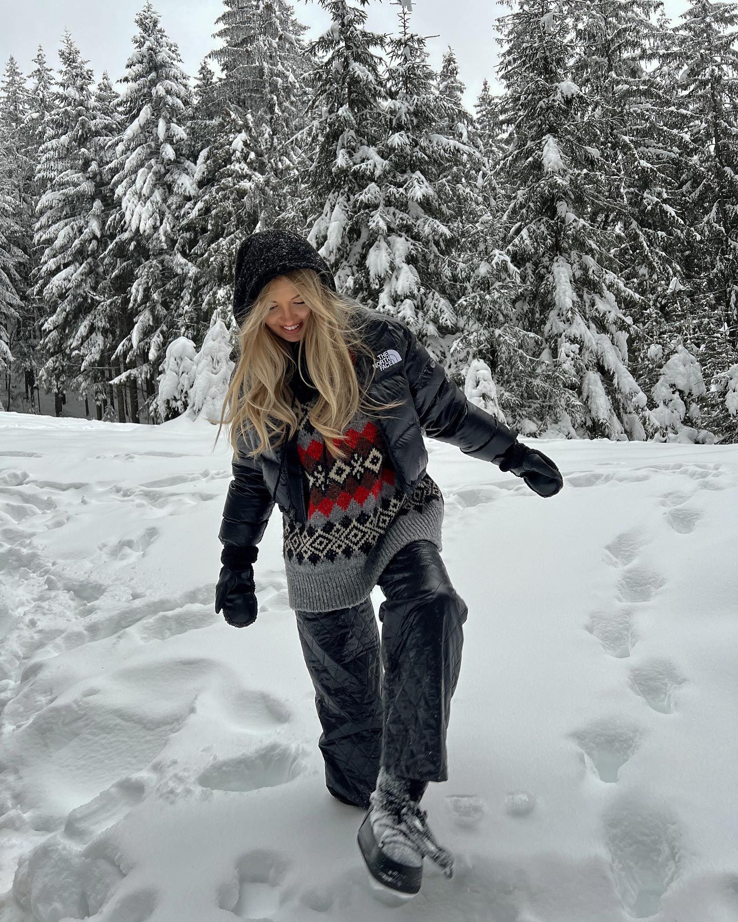 노페 패딩은 블랙🖤제일 편해 이미지6